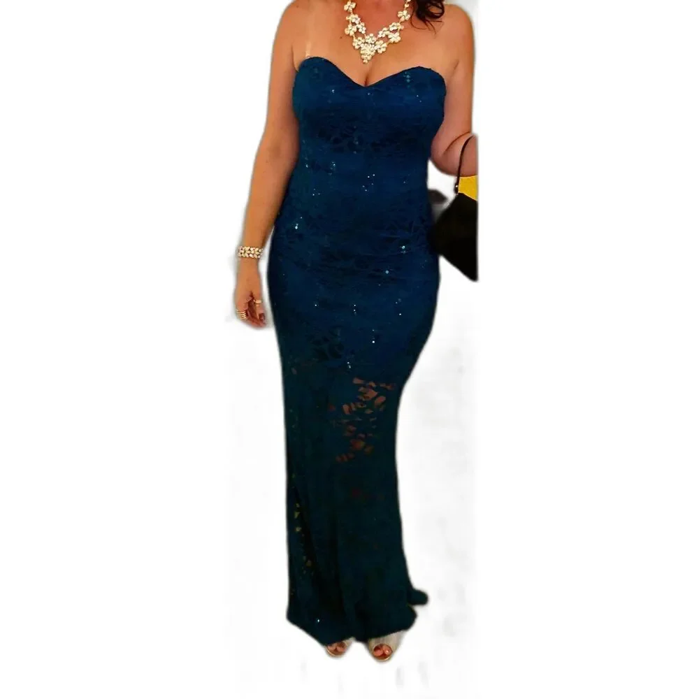 jump apparel prom dresses Dress Rippled ruching shapes this unforgettable silhouette. Prom dresses Jump Apparel |